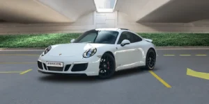 Porsche 911 Carrera 4 GTS